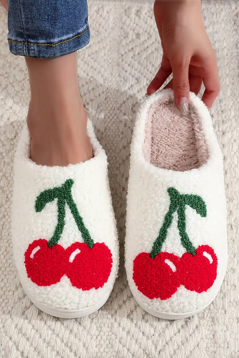 Cute Fruit Cherry Pattern Winter Plush Slide Slippers