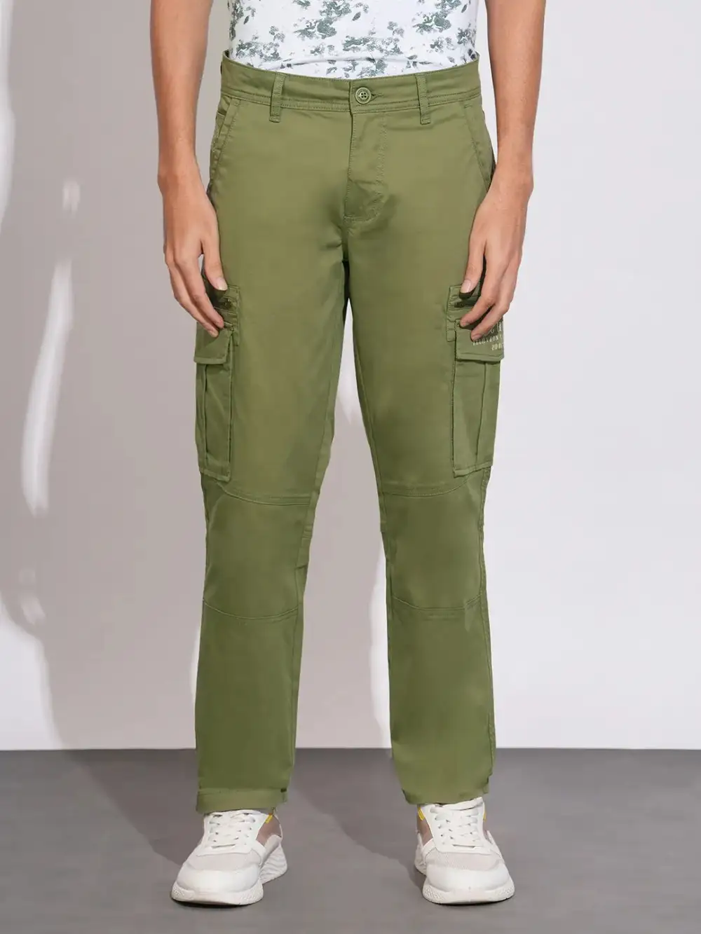Slim-Fit Mid-Rise Cargo Trousers