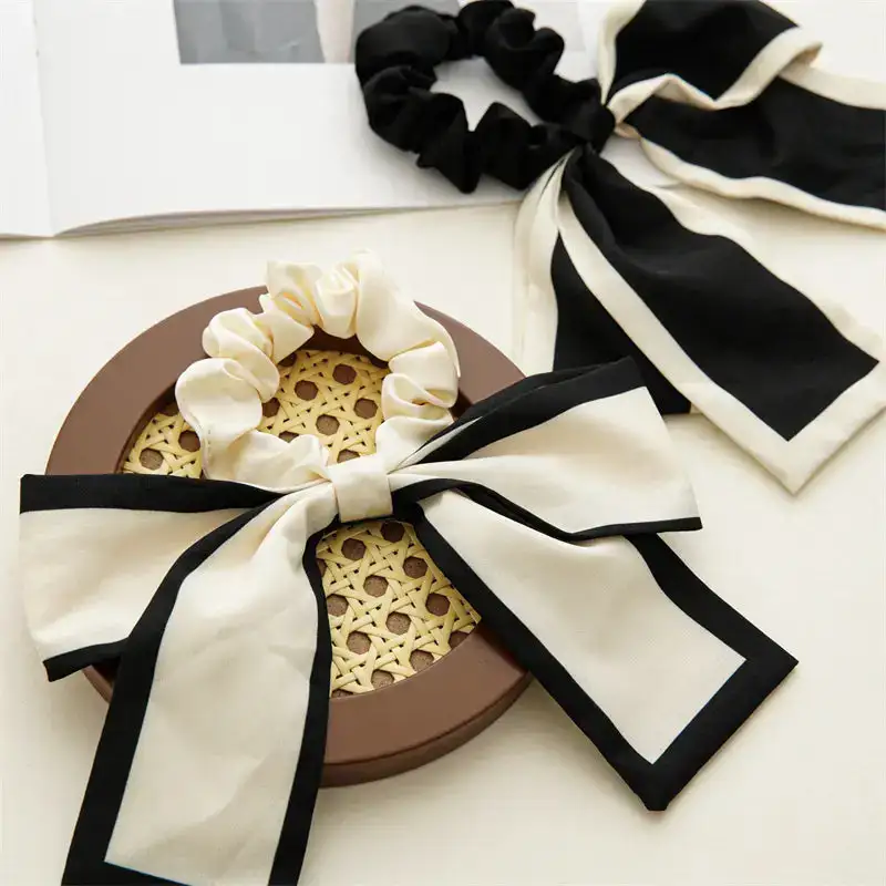 Odette Scrunchie Scarf