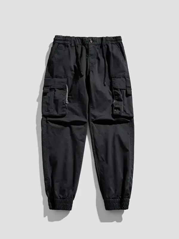 Refined Men's Cargo Pants with Multiple Pockets