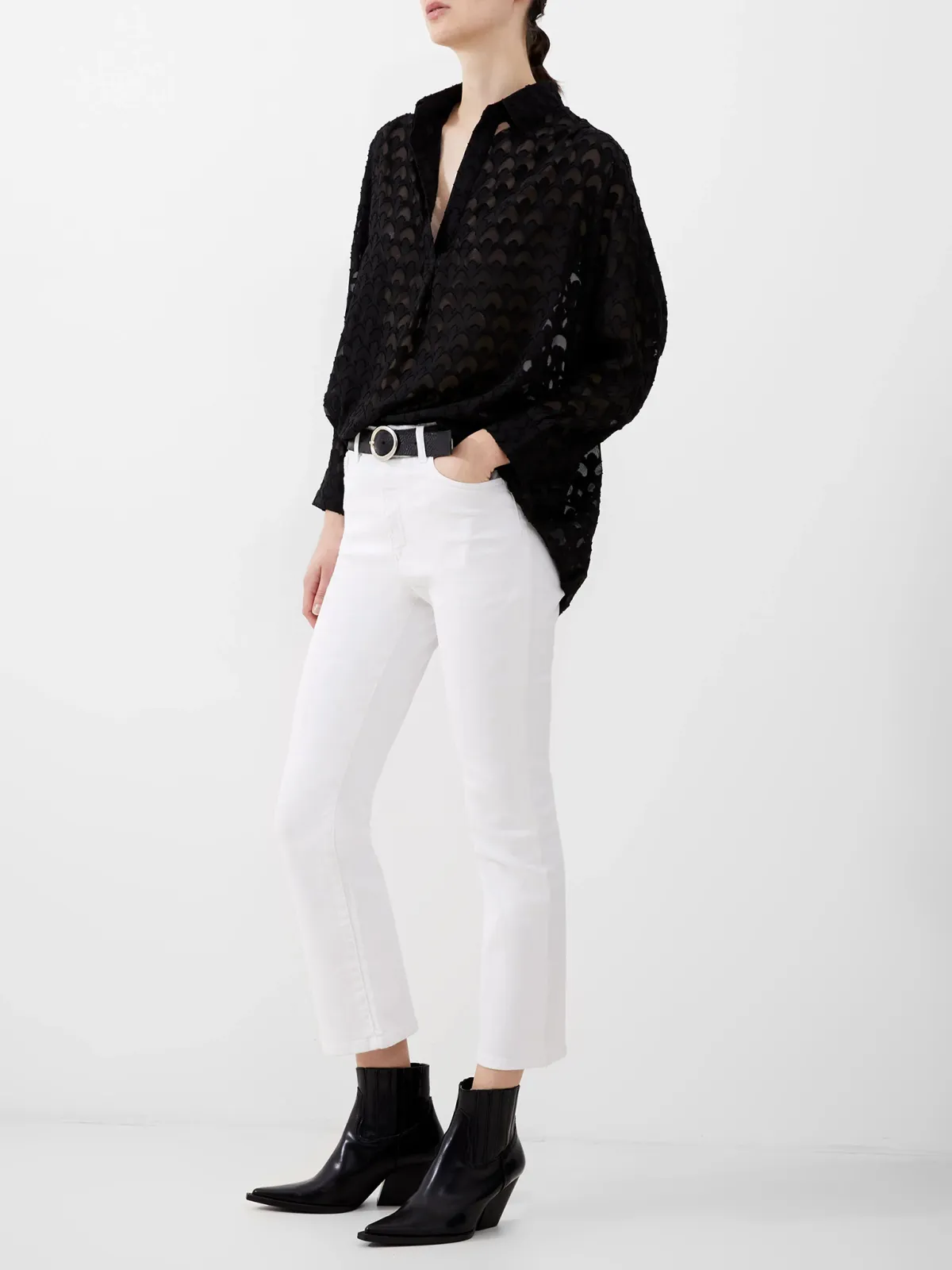 Slim Straight-Leg Stretch White Jeans