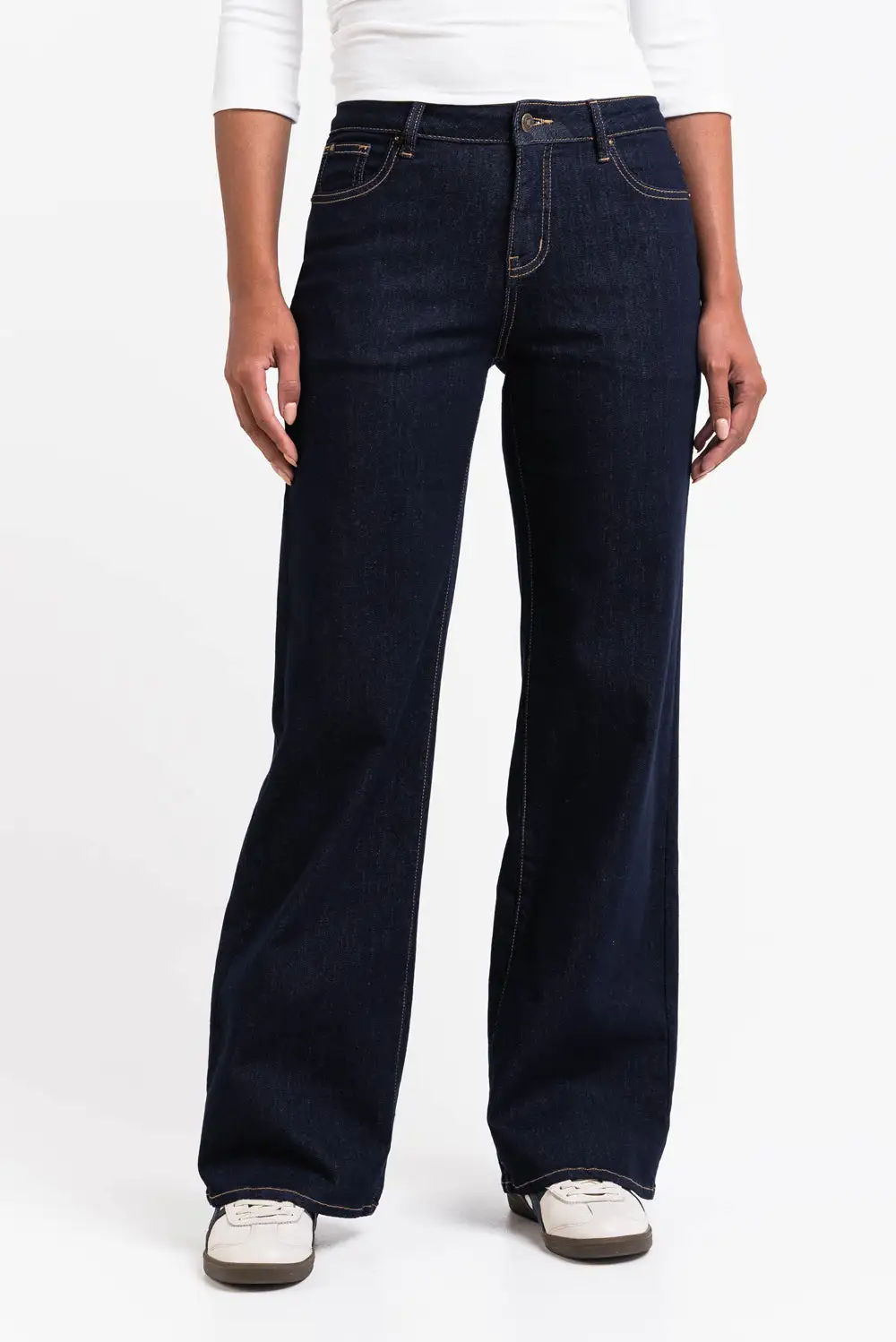 Casual Mid Rise Straight Leg Jeans