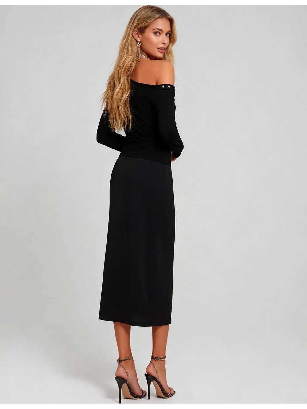 Metal Stud One Shoulder Long Sleeves Top