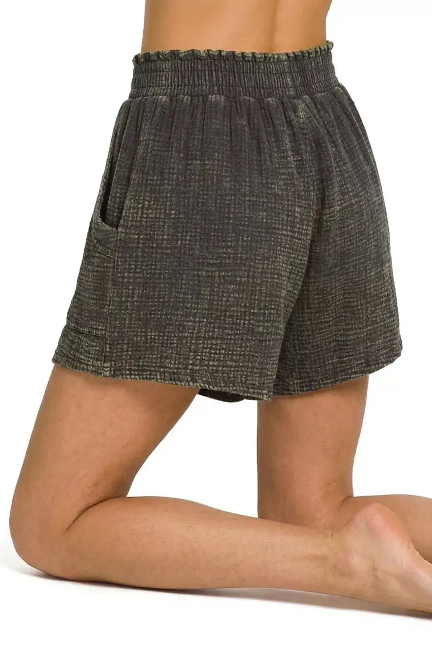 Pocketed Cotton Casual Shorts