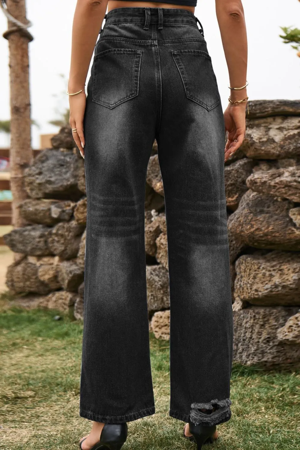 Relaxed Fit Distressed Jeans