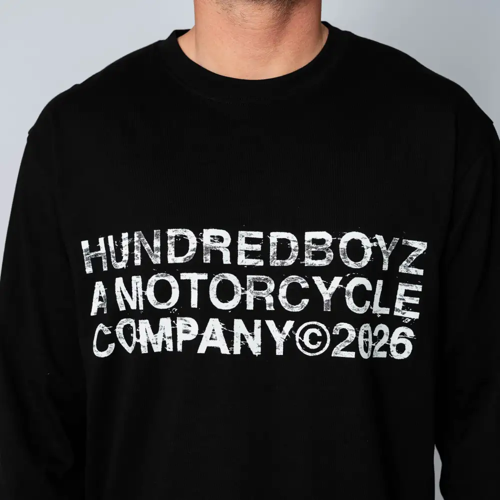 Essential Long Sleeve T-Shirt