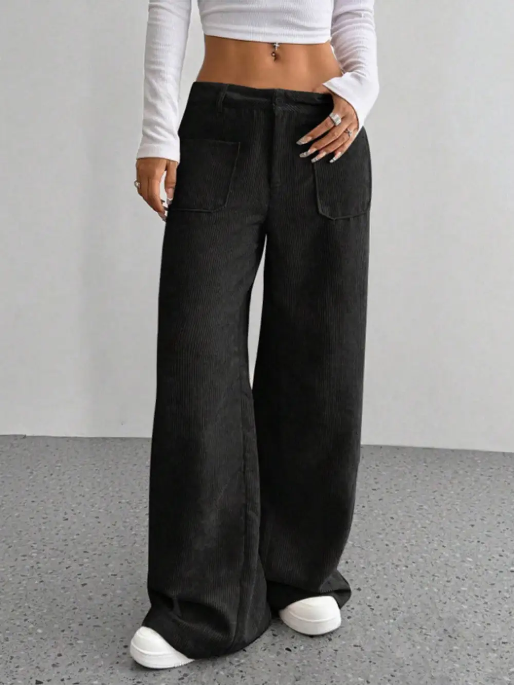 Wide Leg Pocket Detail Pants