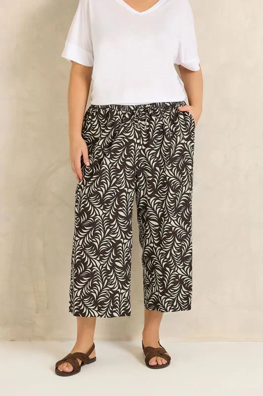 Brown Leaf Print Linen Cropped Trousers detail 1