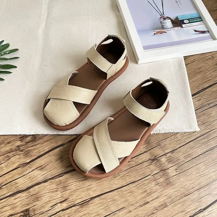 Light Base Flat Sandals