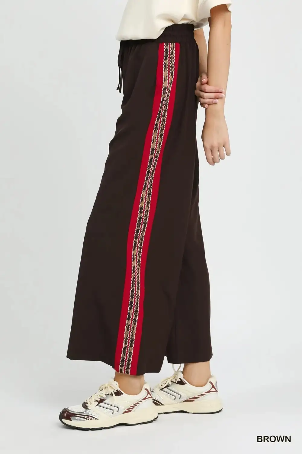 Wide Leg Contrast Side Trim Pants