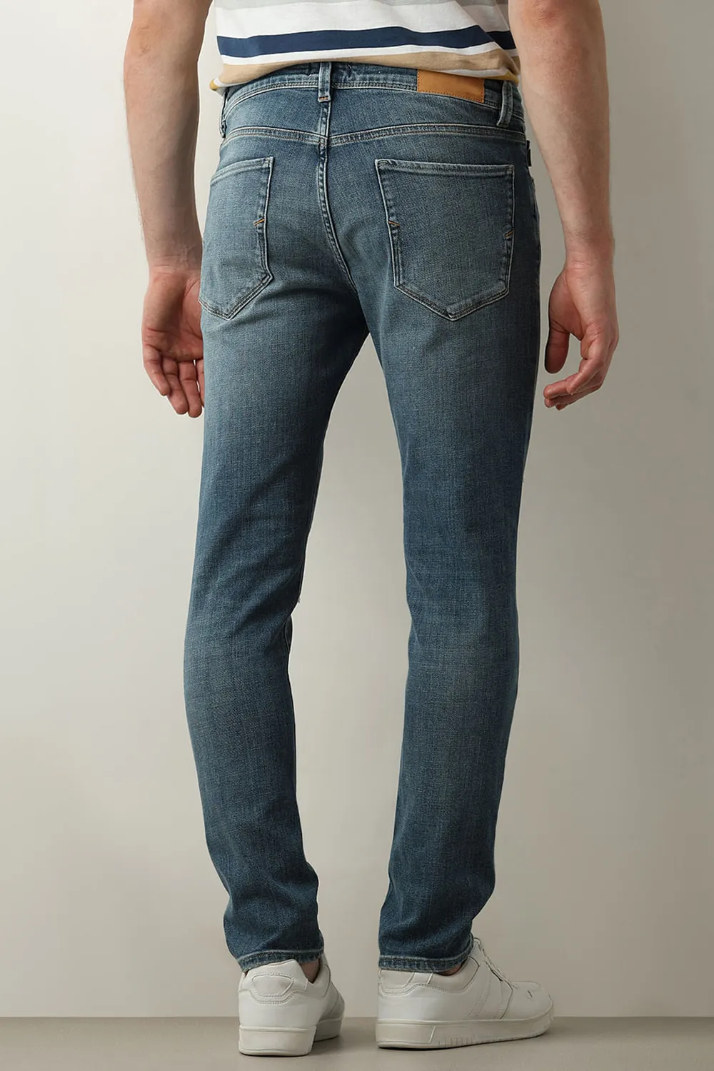 Blue Mid Rise Casual Slim Fit Jeans-wash bule
