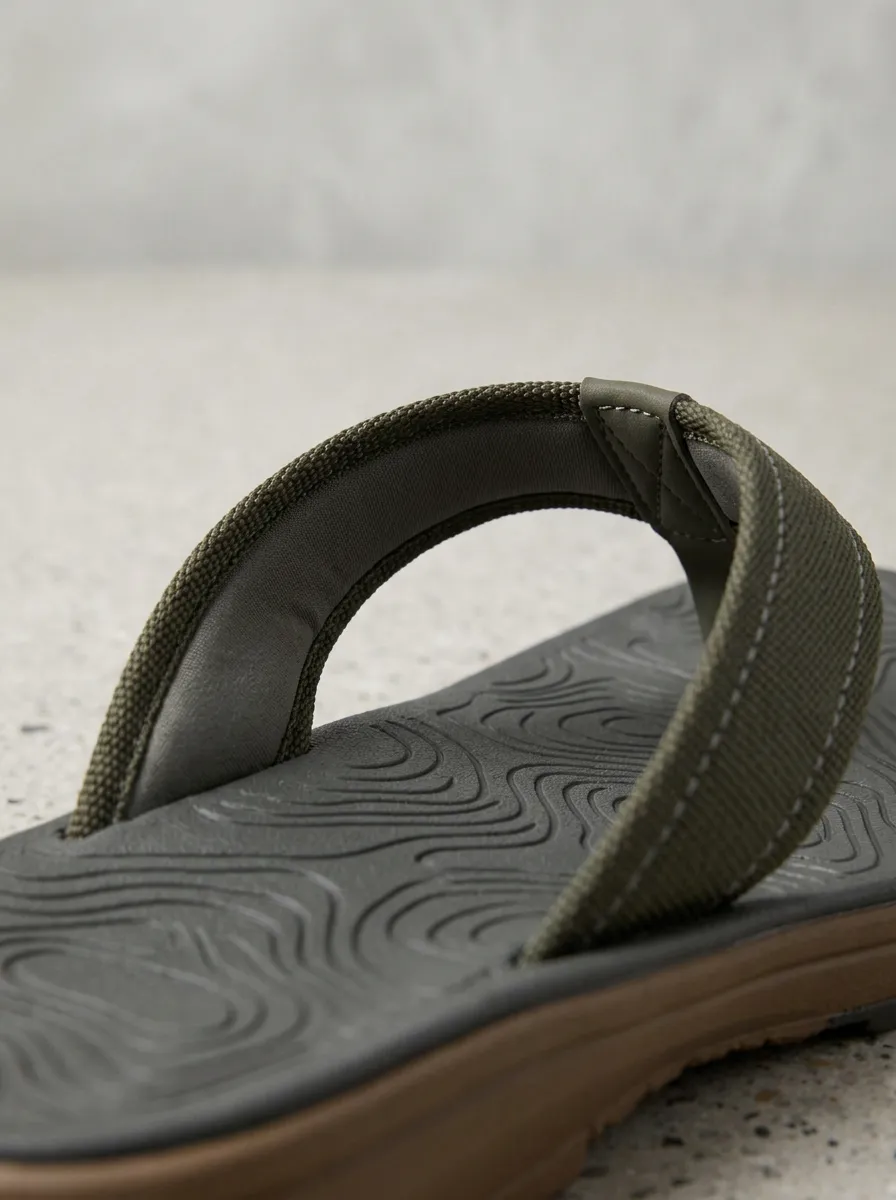 Refined Topographic Men's Casual Flip Flops