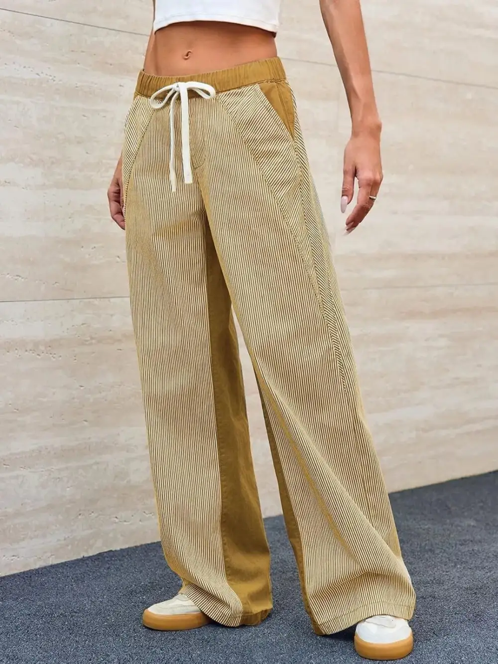 Relaxed Striped Wide Leg Jeans