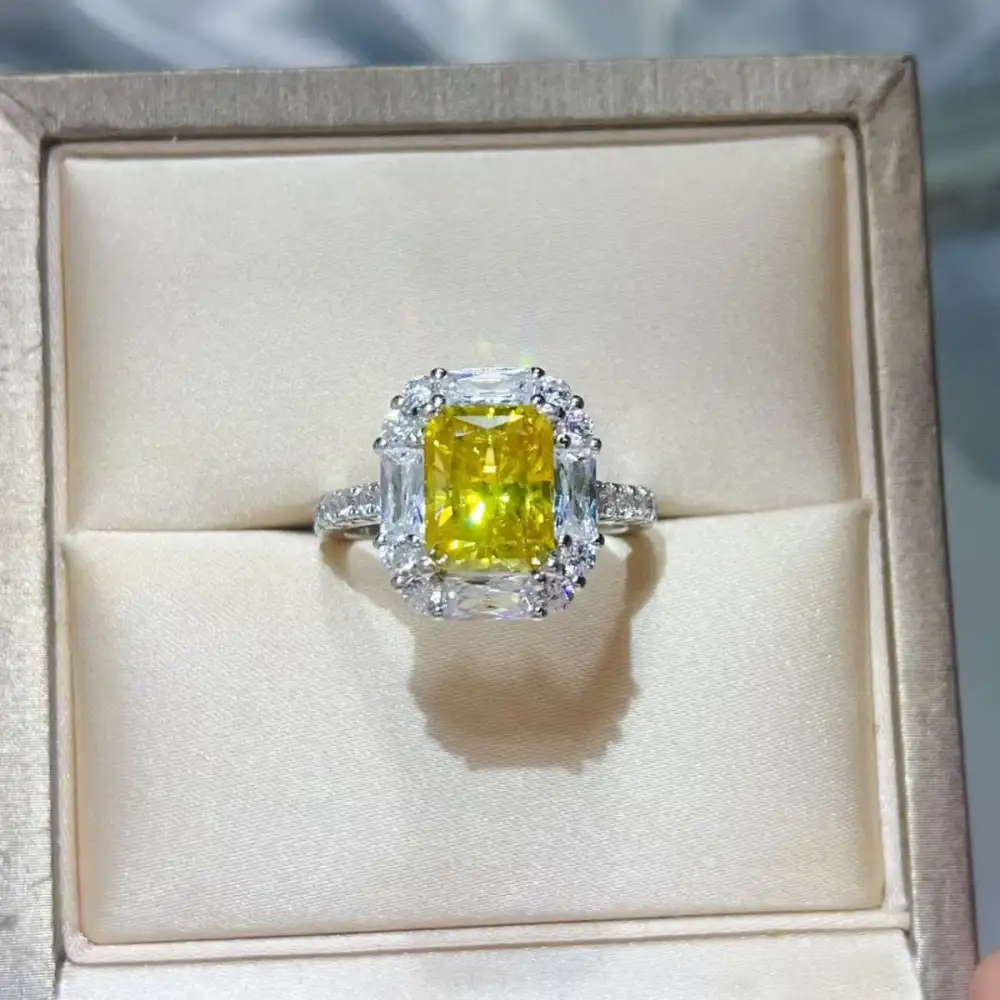 Simple Moissanite Ring