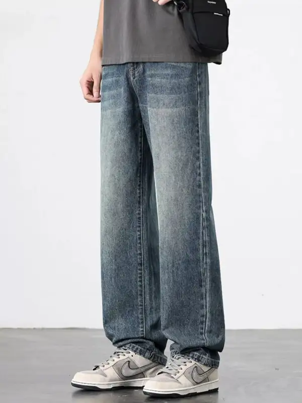 Everyday Wash Relaxed Fit Jeans