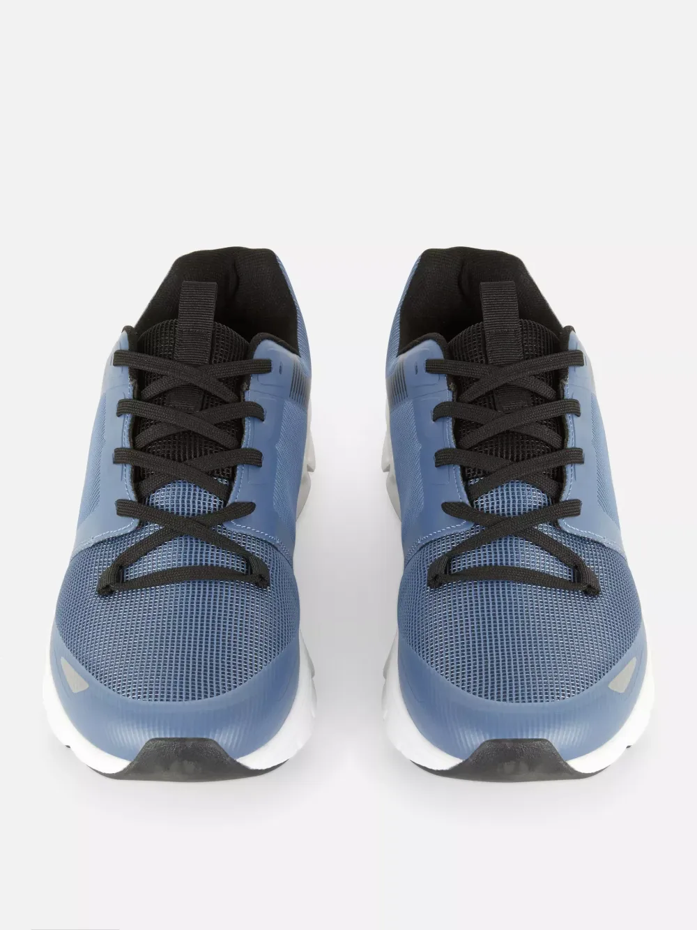 Classic Light And Soft Lace-Up Sports Shoes