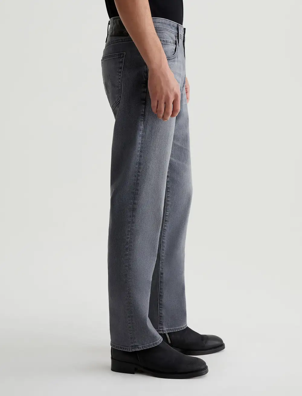 Men's Relaxed Tapered Mid Rise Power Stretch Jeans