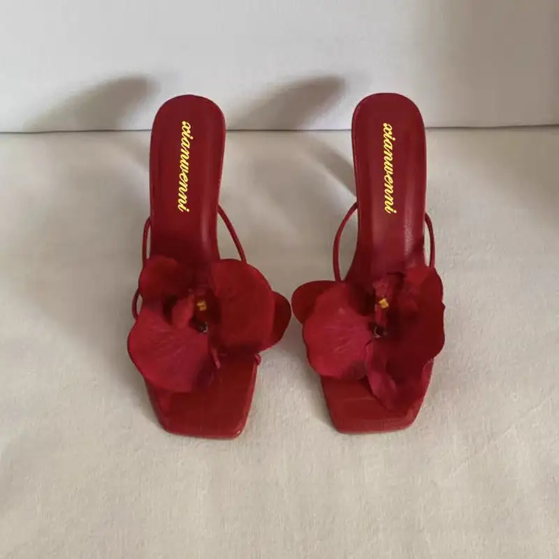 Floral Detail Slide Sandals