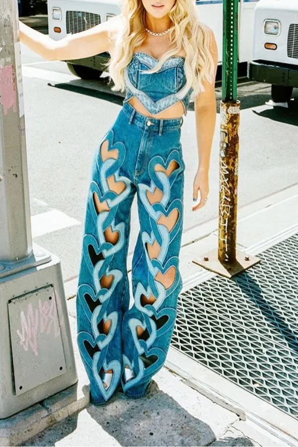 Blue Heart-Shaped Cutout Straight Jeans