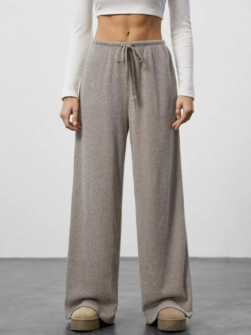 Relaxed Fit Drawstring Pocketed Everyday Pants