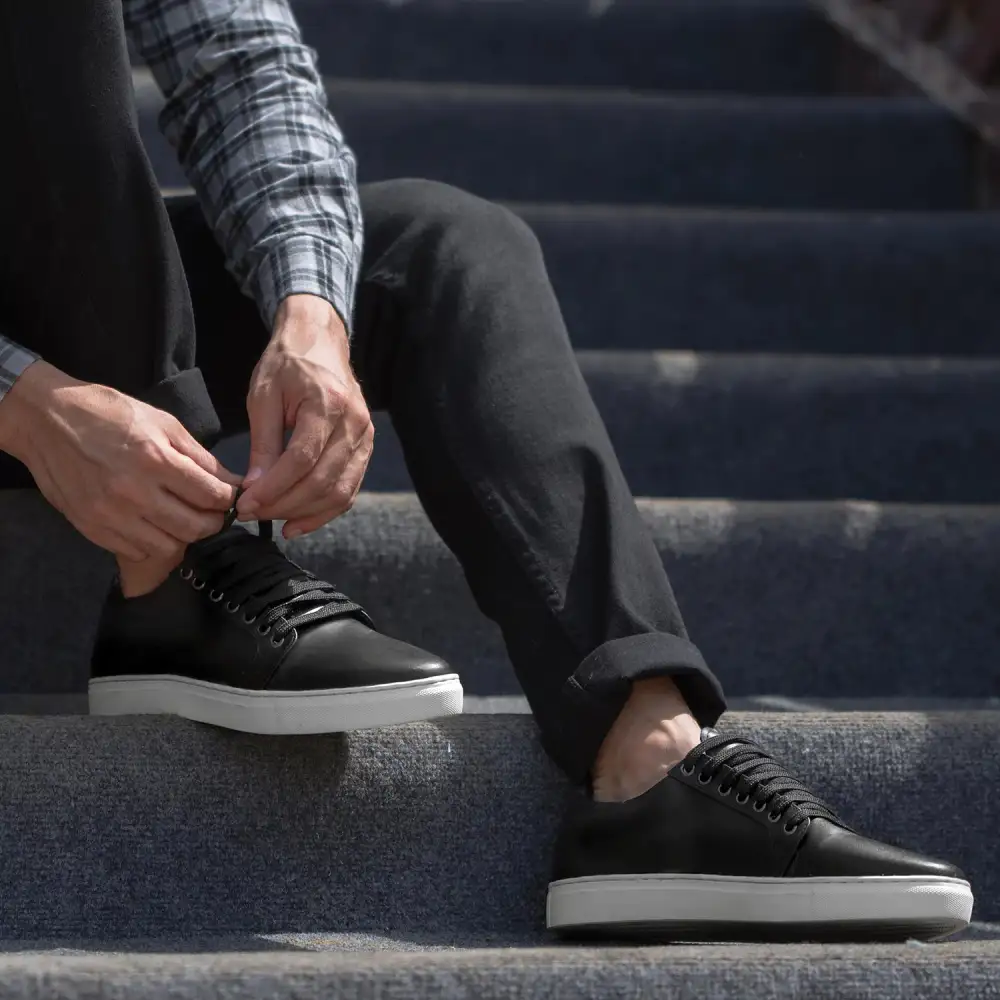 Minimal Leather Low Top Sneakers