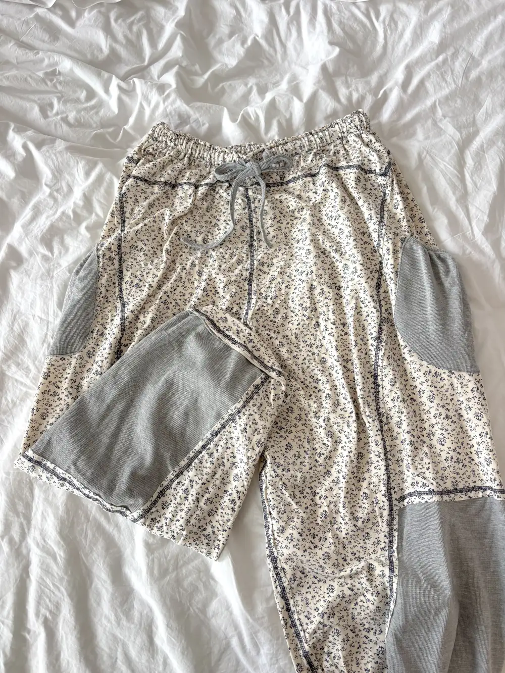 Sunny Day Lounge Pants Sweatshirt