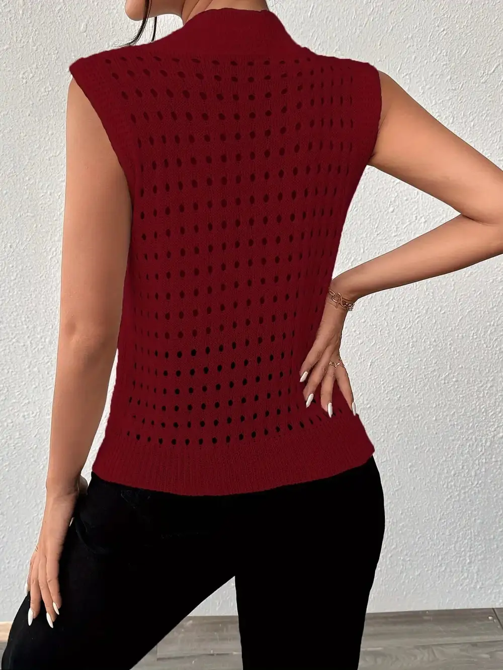 Round-Neck Knit Tank Top