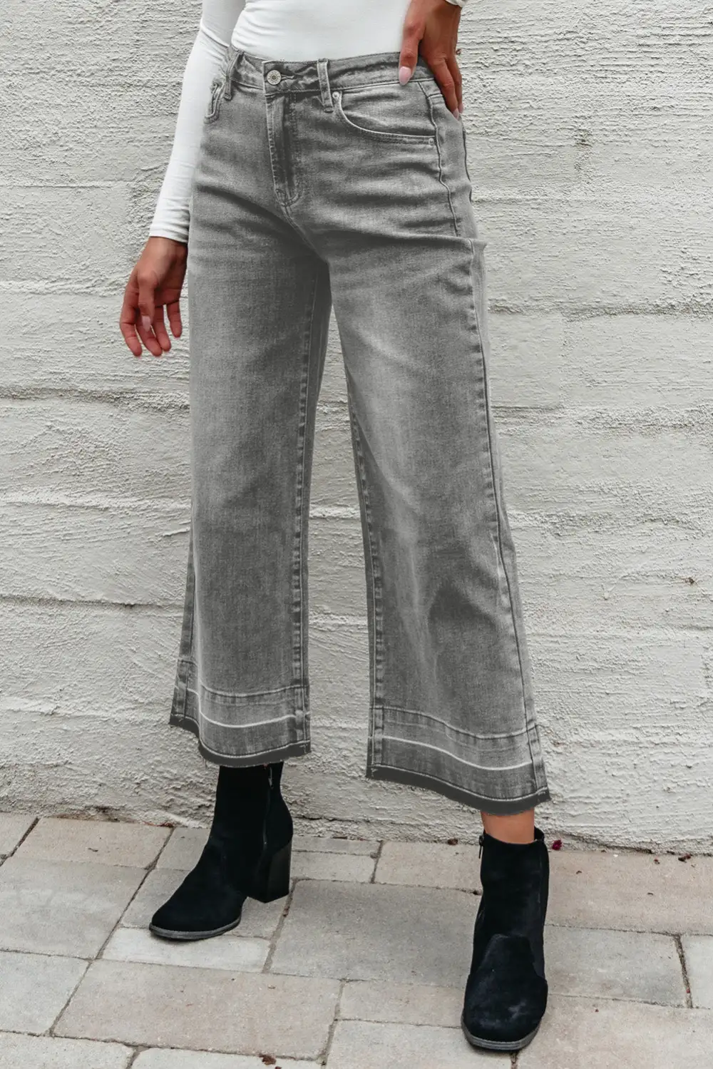 High Waist Relaxed Fit Straight Leg Cropped Casual Jeans