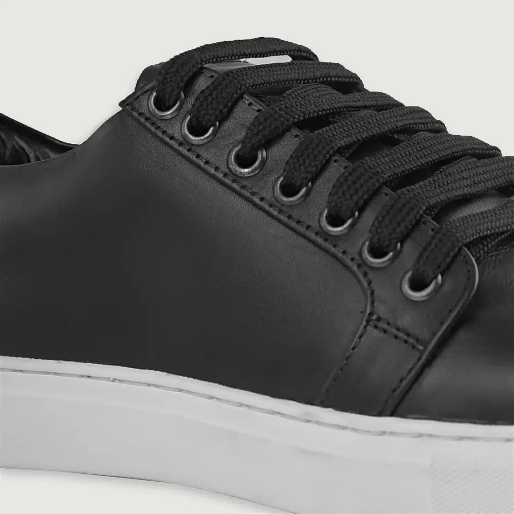 Minimal Leather Low Top Sneakers