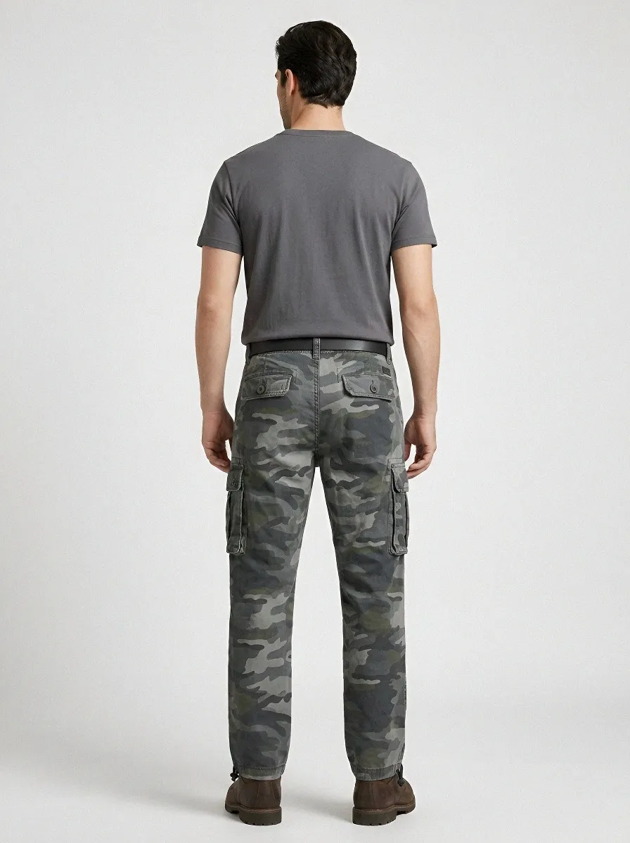 Rugged-Casual Camouflage Military-Inspired Camouflage Cargo Pants
