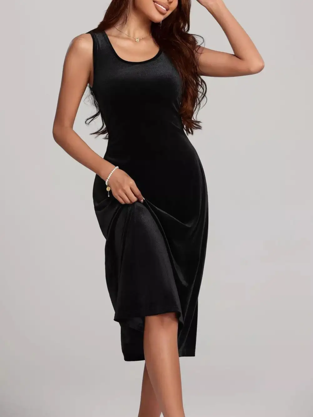 Velvet Round Neck Sleeveless Midi Dress