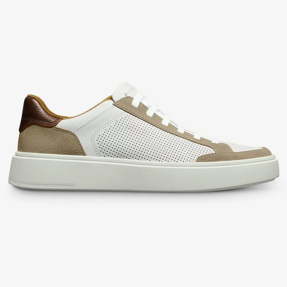 Color Block Low-Top Sneaker