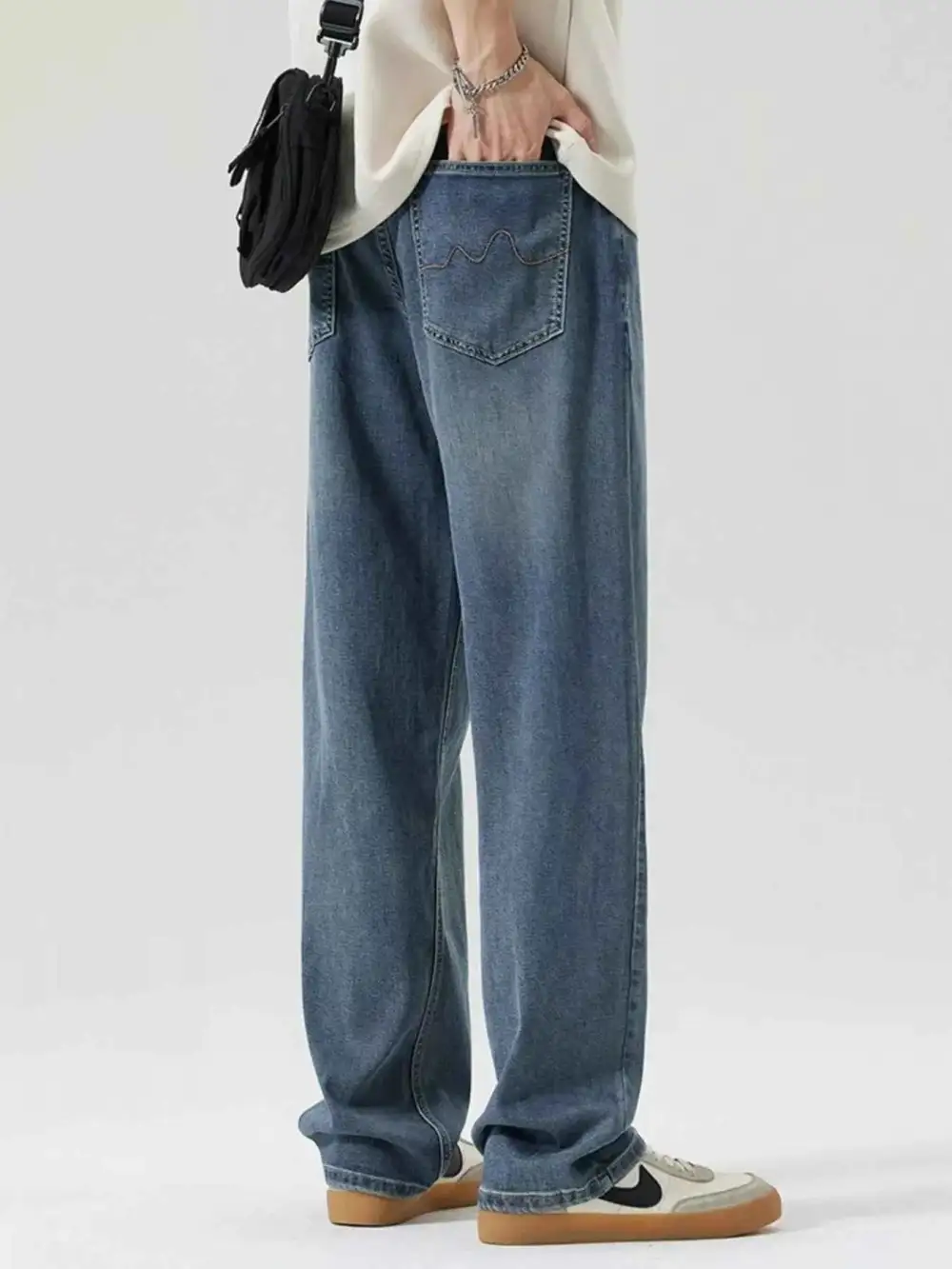 Everyday Wide Leg Relaxed Fit Jeans
