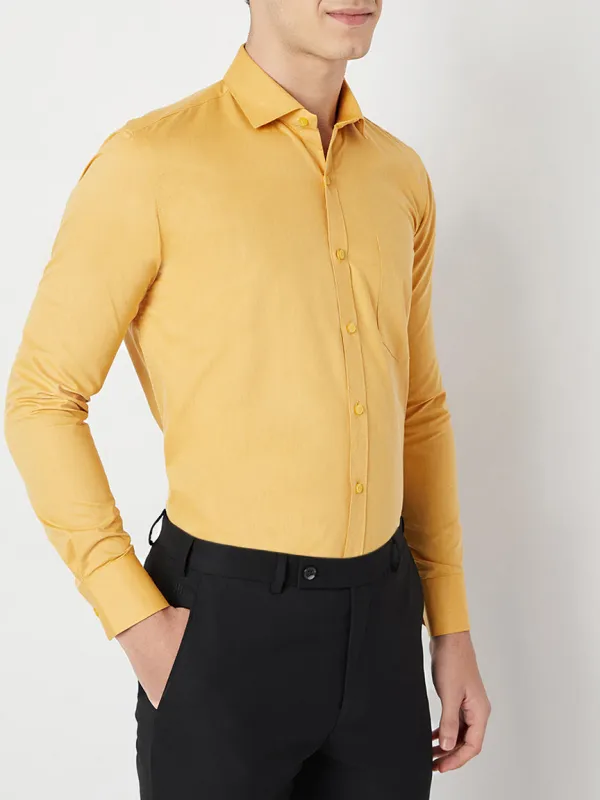 Versatile Slim Fit Men's Formal Shirt