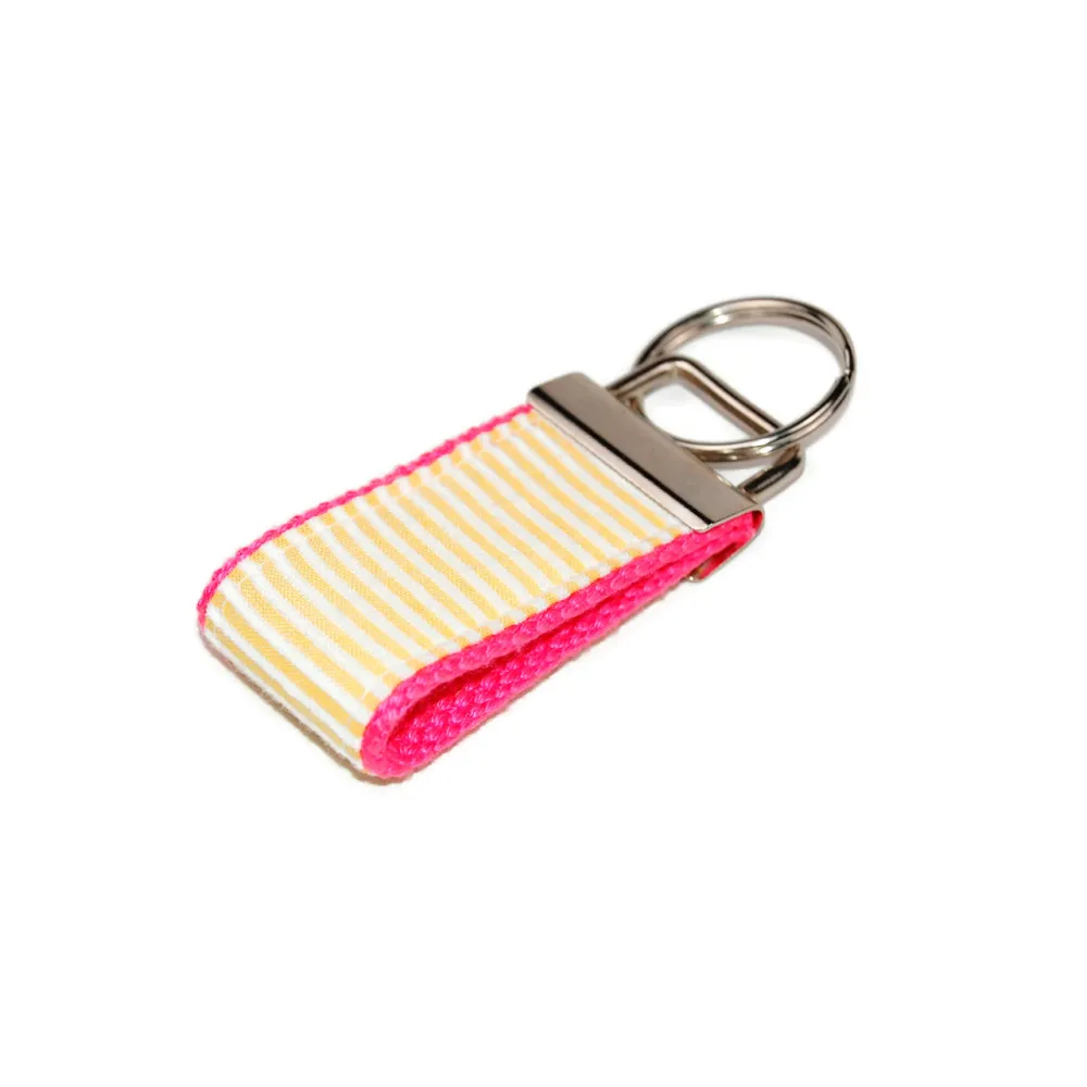 Seersucker Creative Keychain