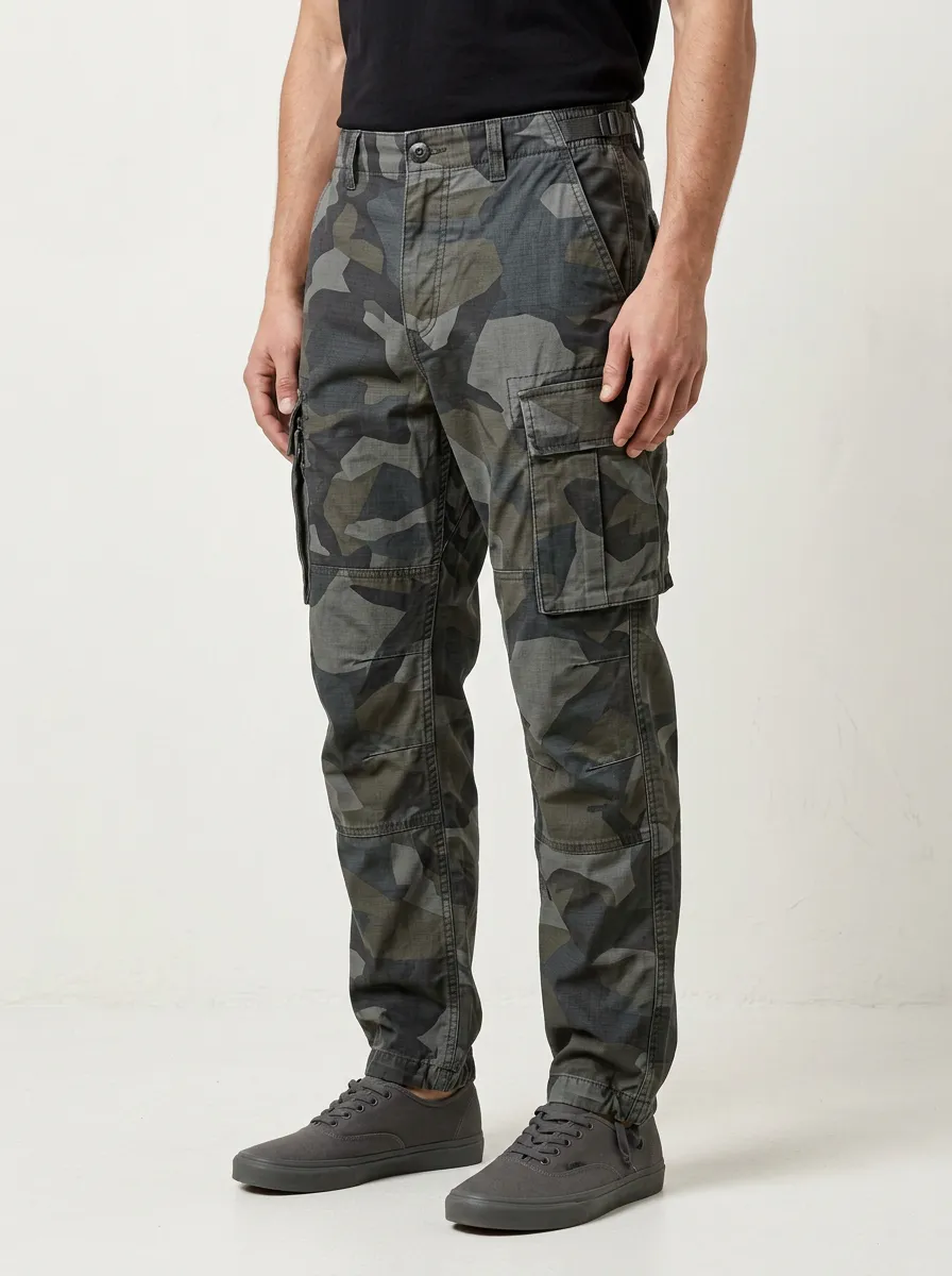 Men's Military Style Camouflage Printed Cargo Pants