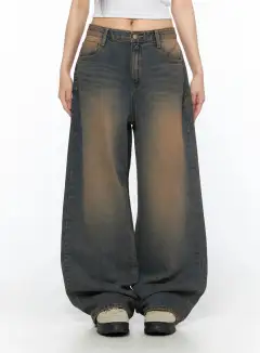 Wide-Fit Streetwear Baggy Jeans