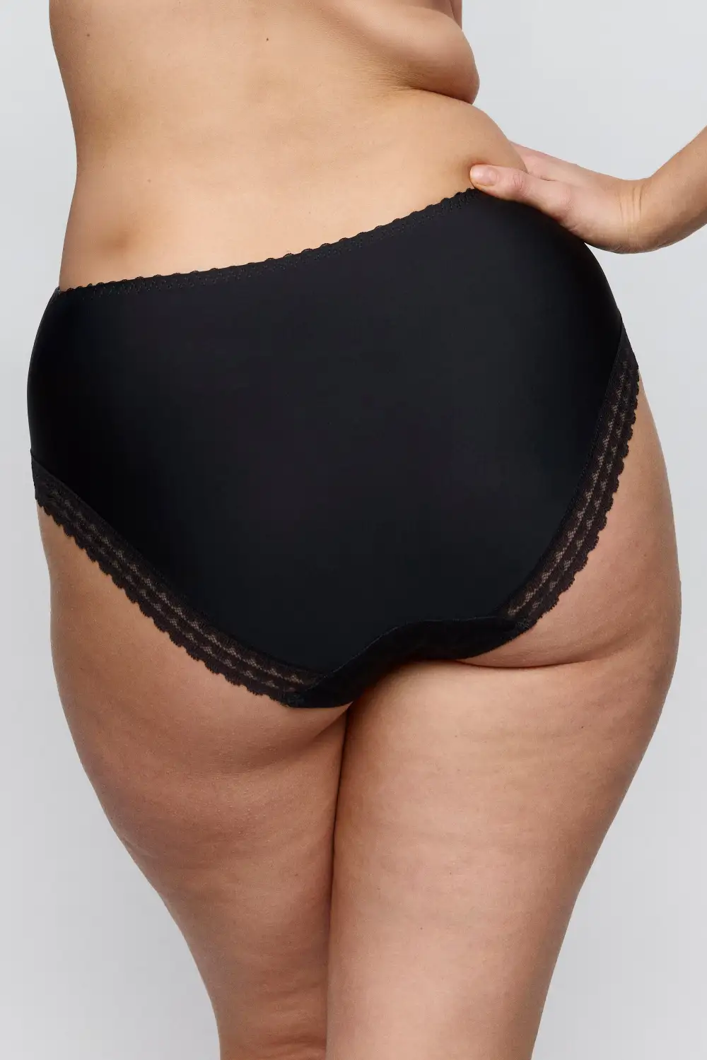 Women's Full Coverage Elastic Waistband Cotton Gusset Lace Embroidery Cotton Retro Detail Soft Fabric Stretch Fit Brief Panty