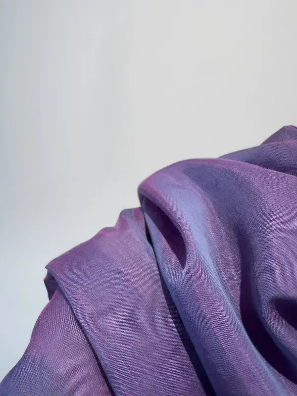Sculptural Lightweight Scarf
