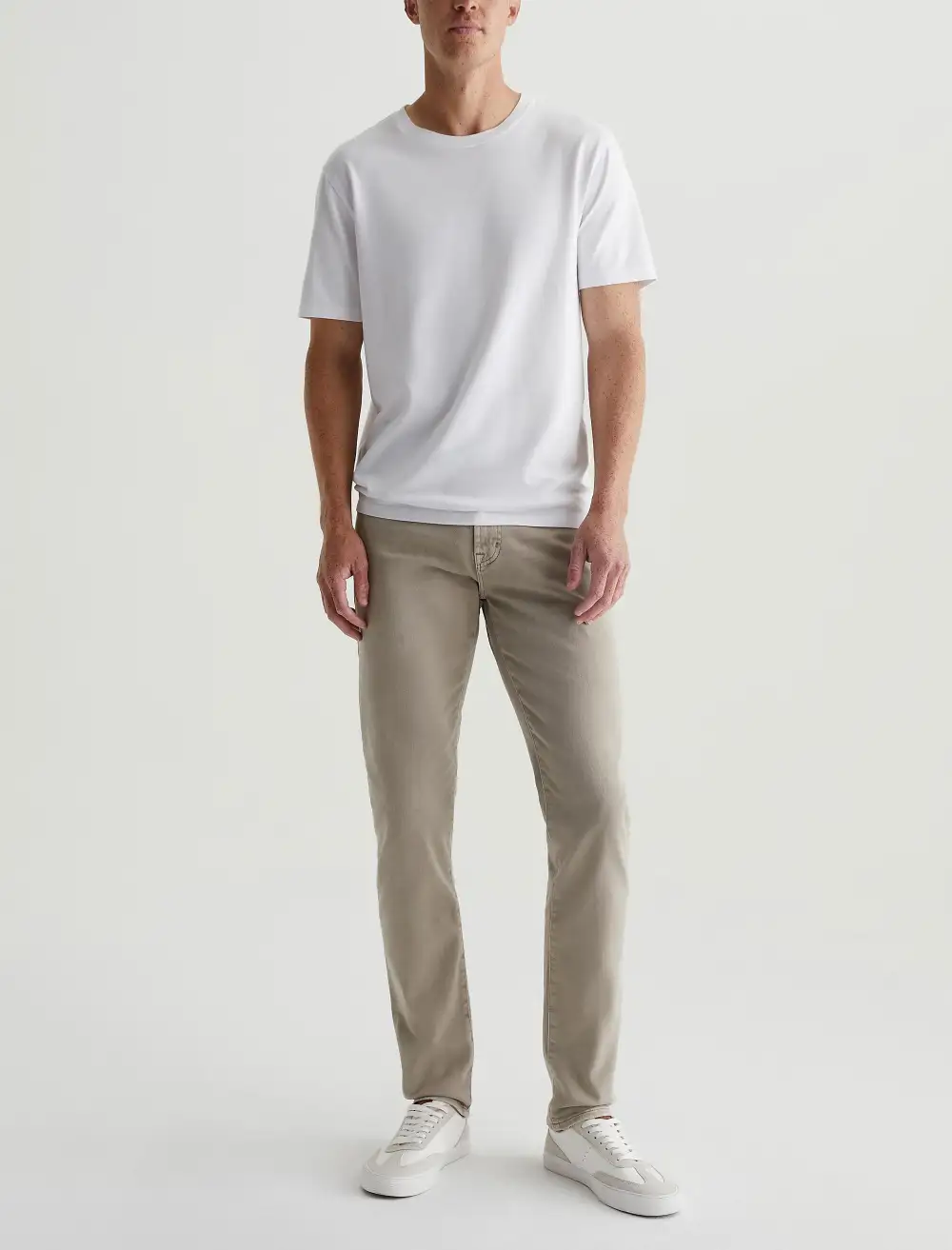 Men's Modern Slim Zip Fly Faded Jeans