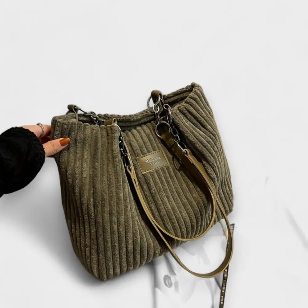 Relaxed Carry Shoulder Bag