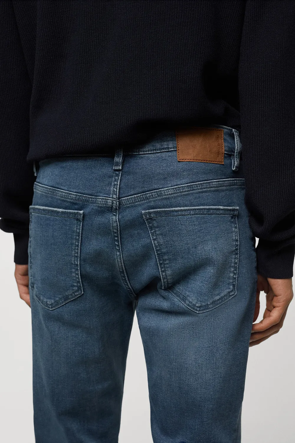 Daily Skinny-Fit Jeans