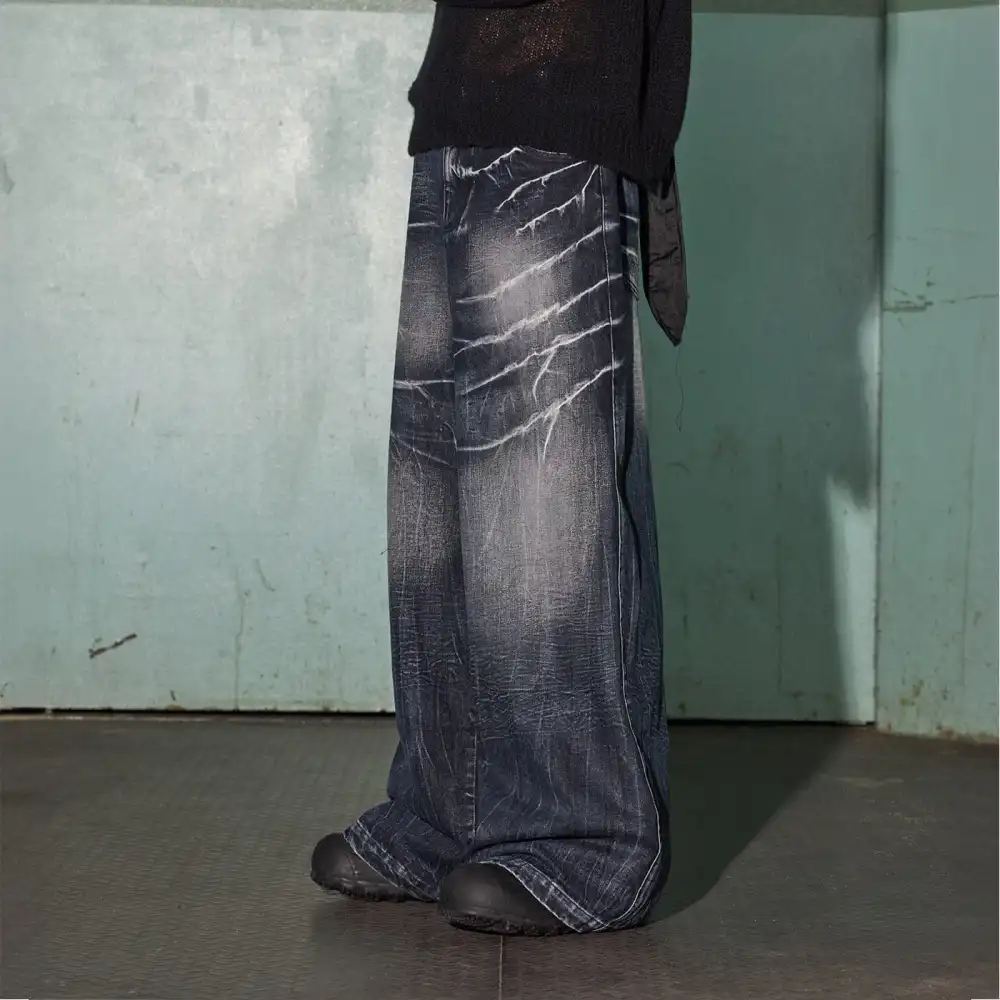 Wide-Leg Washed Jeans