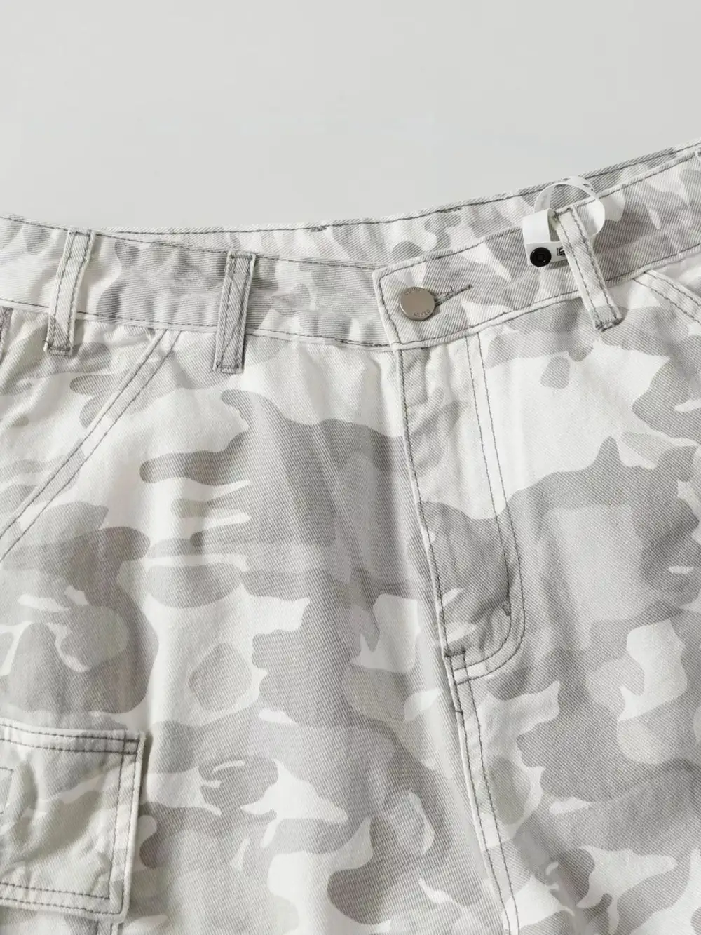 Refined Men's Camouflage Cargo Pants