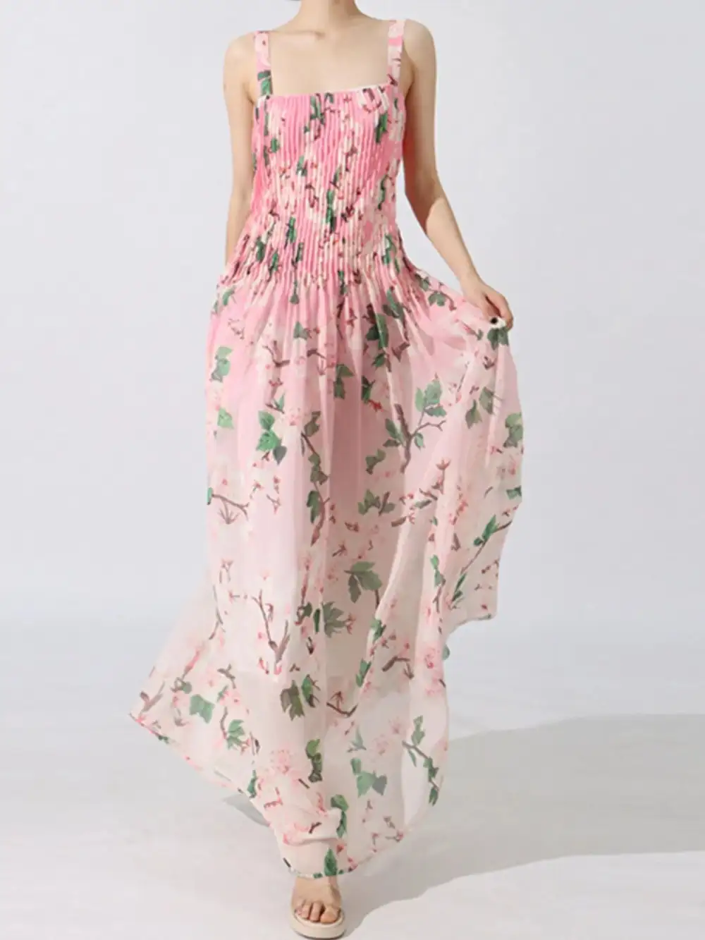 Layered Detail Floral Printed Pleated Maxi Dress