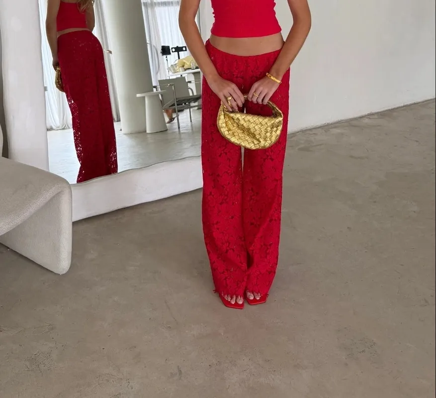Relaxed Classic Lace Pants