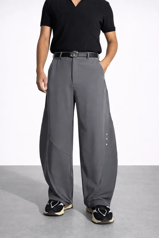 Barrel Fit Rivet Pants