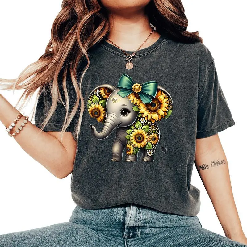 Flower Elephant Sunflower Flower Bow Graphic Girls Women's Oversized Comfort T-Shirt