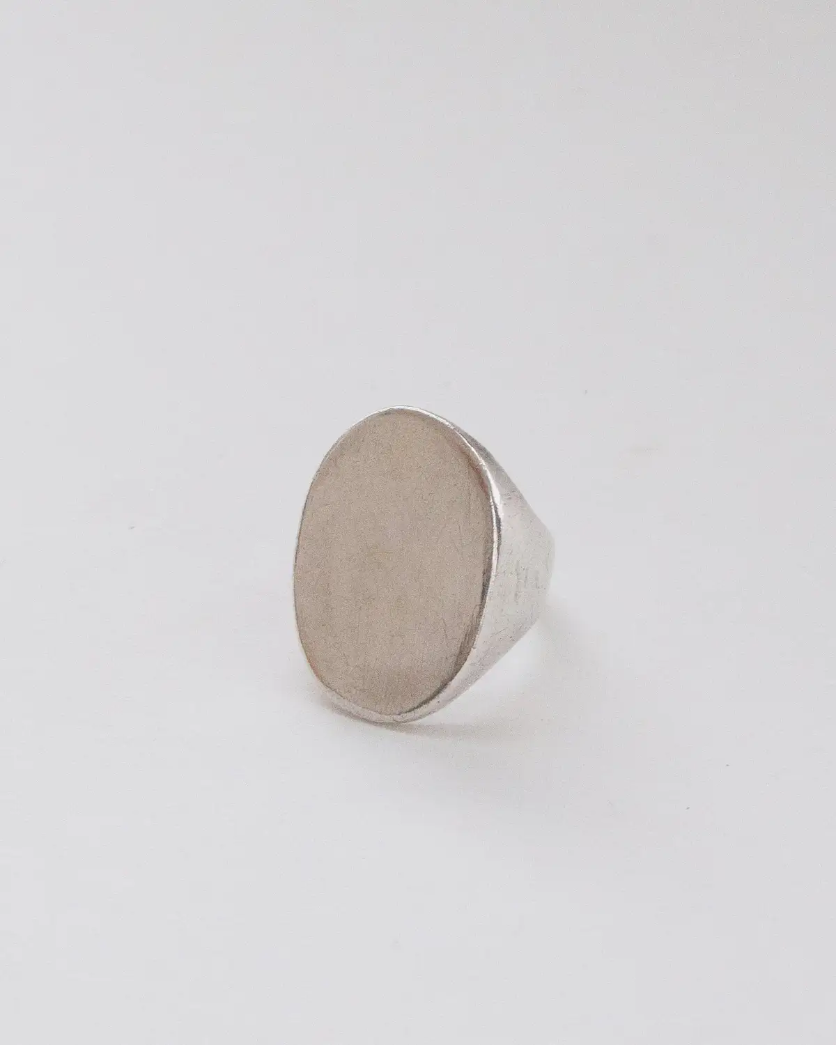 Delicate Classic Ring