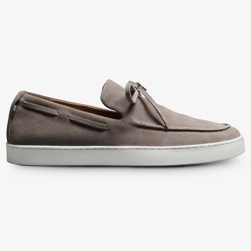 Molded Outsoles Lace-up Sneaker